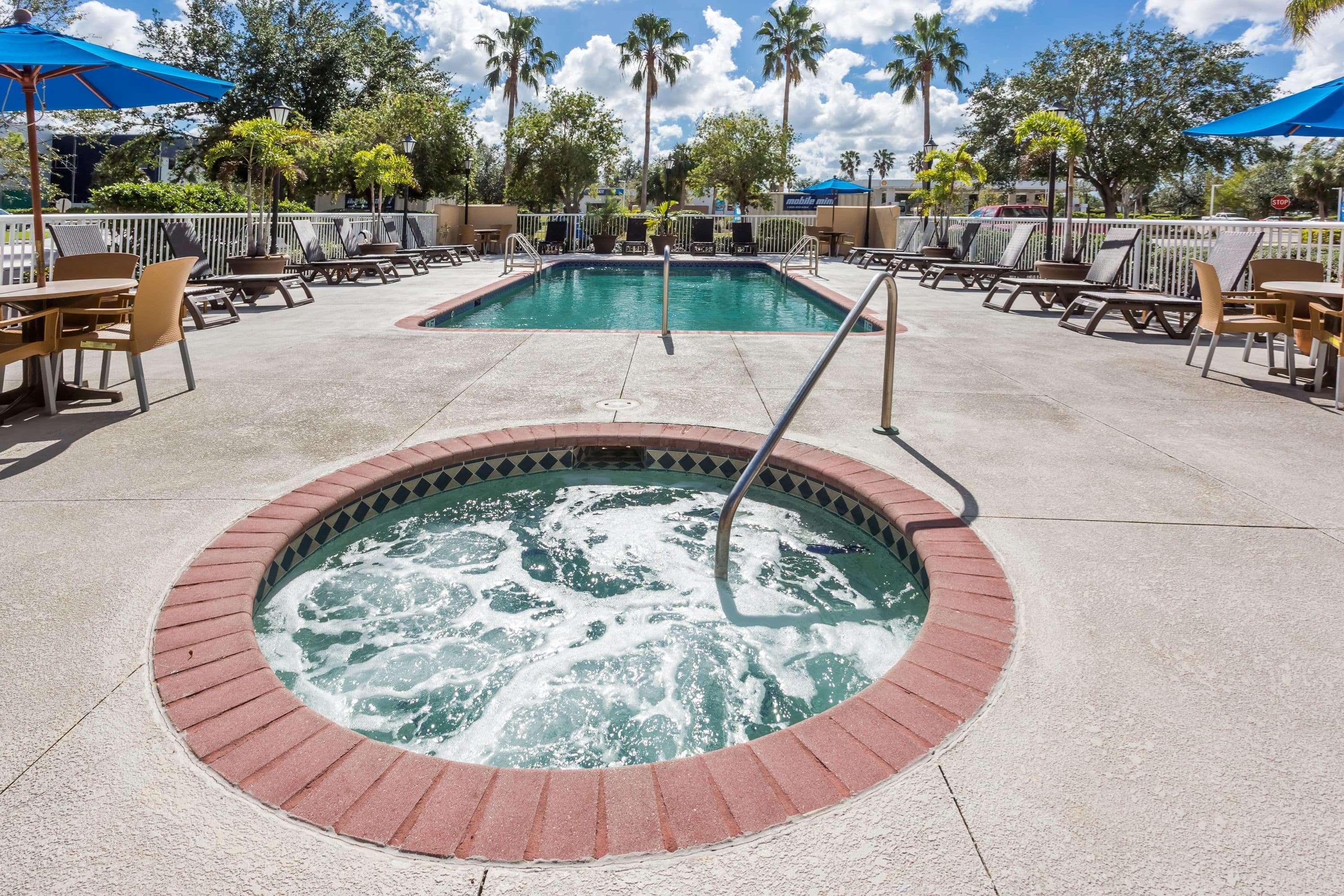 Baymont By Wyndham Fort Myers Airport מראה חיצוני תמונה