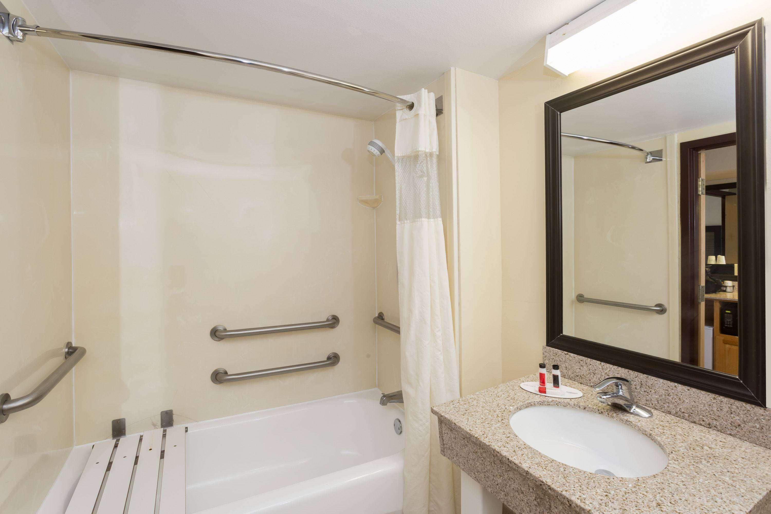 Baymont By Wyndham Fort Myers Airport מראה חיצוני תמונה
