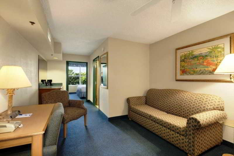 Baymont By Wyndham Fort Myers Airport מראה חיצוני תמונה