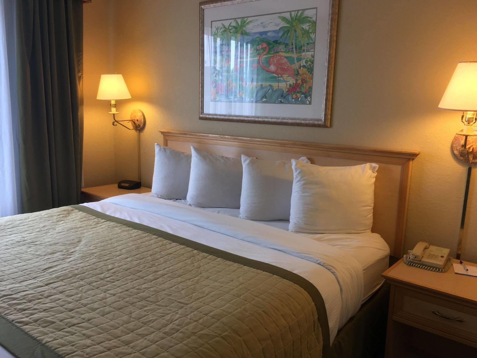 Baymont By Wyndham Fort Myers Airport מראה חיצוני תמונה