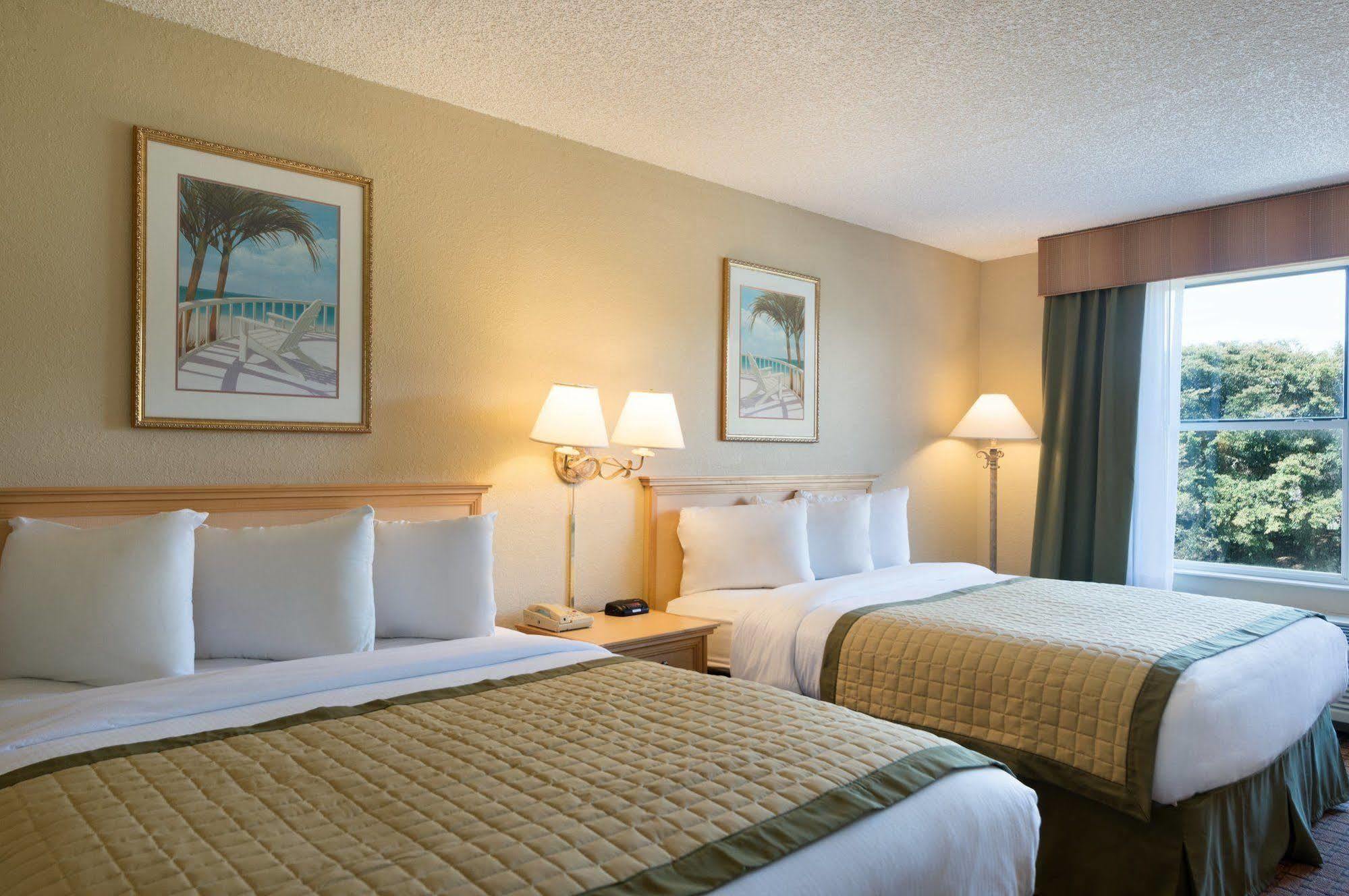 Baymont By Wyndham Fort Myers Airport מראה חיצוני תמונה
